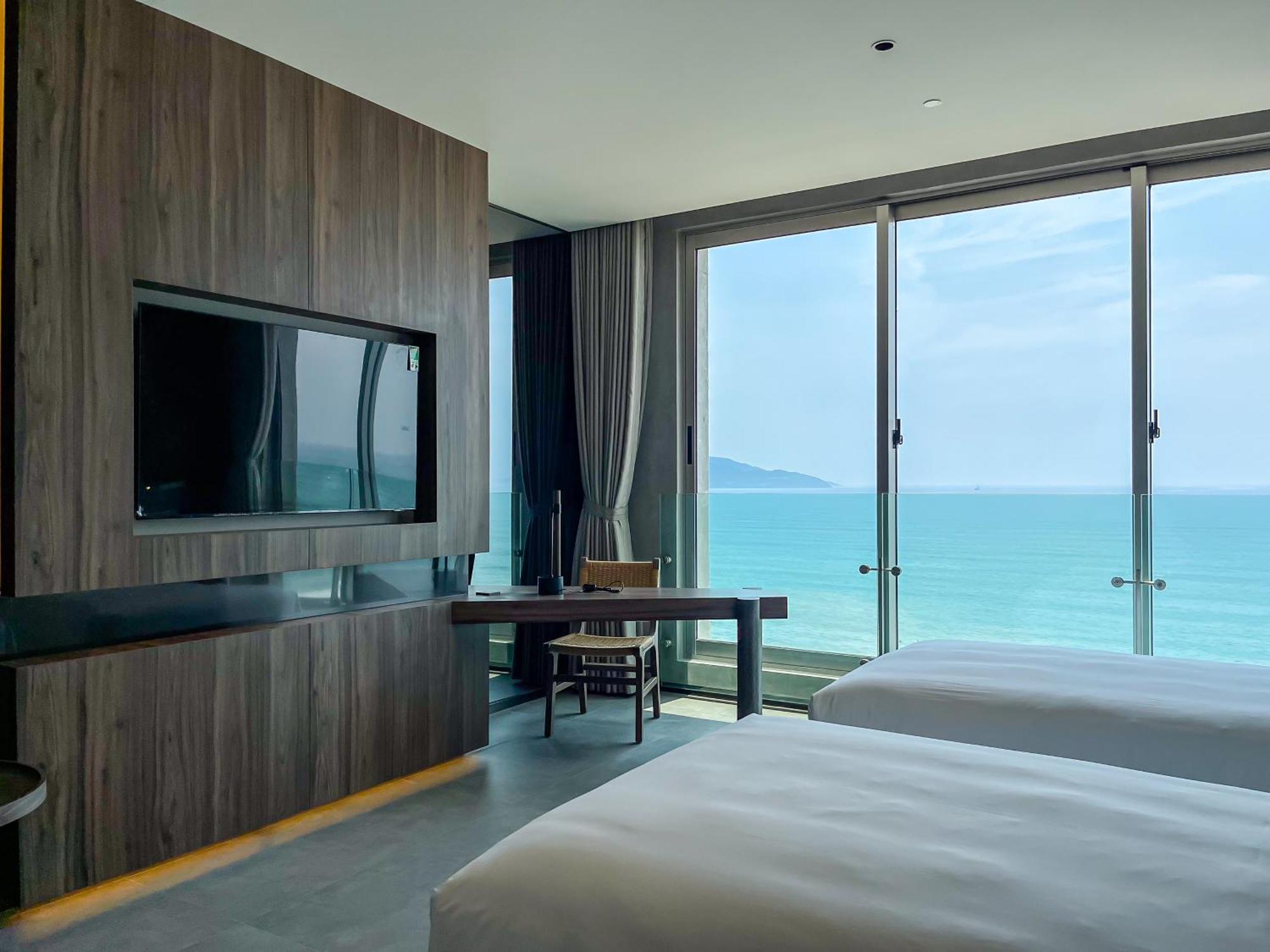 M Hotel Danang ภายนอก รูปภาพ Deluxe Ocean View