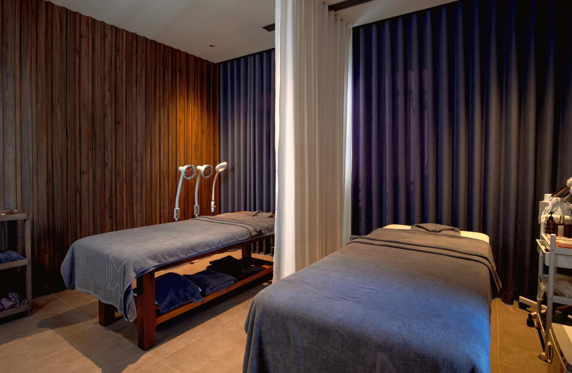 M Hotel Danang ภายนอก รูปภาพ Massage beds
