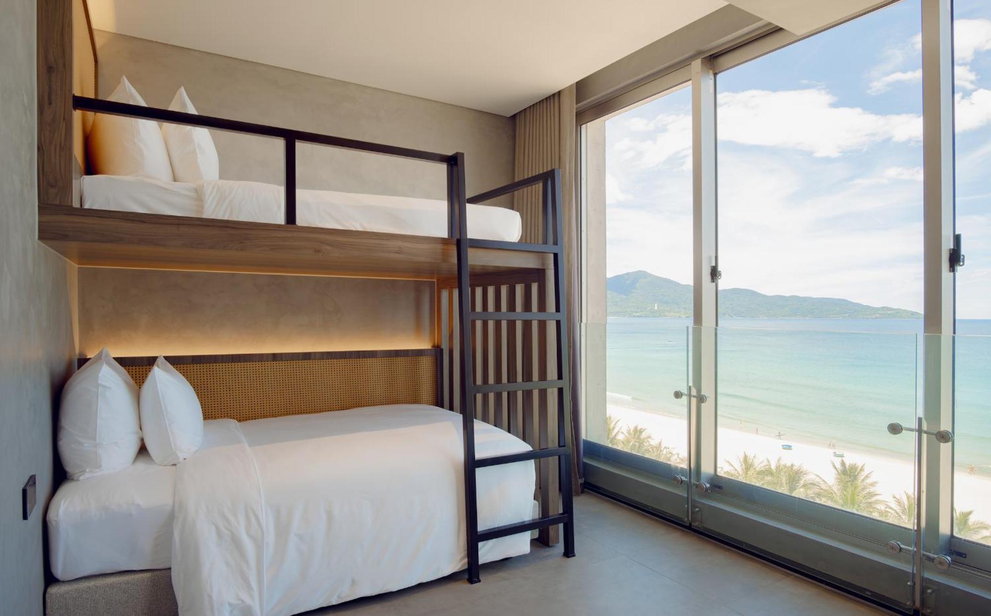 M Hotel Danang ภายนอก รูปภาพ Family room with bunk beds